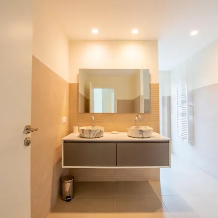 Вілла Le Roi Soleil *